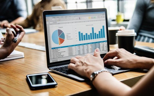 UNE EXPERTISE SECOND ŒUVRE POUR L’ÉLABORATION DES DEVIS UNE EXPERTISE SECOND ŒUVRE POUR L’ÉLABORATION DES DEVIS